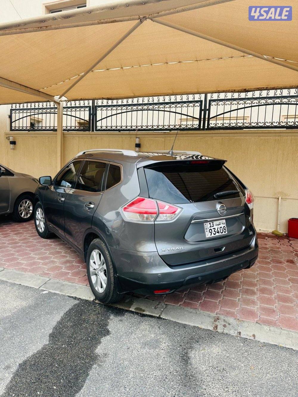 اكس تريل 2015 مشى 135000 في منطقة السلام1