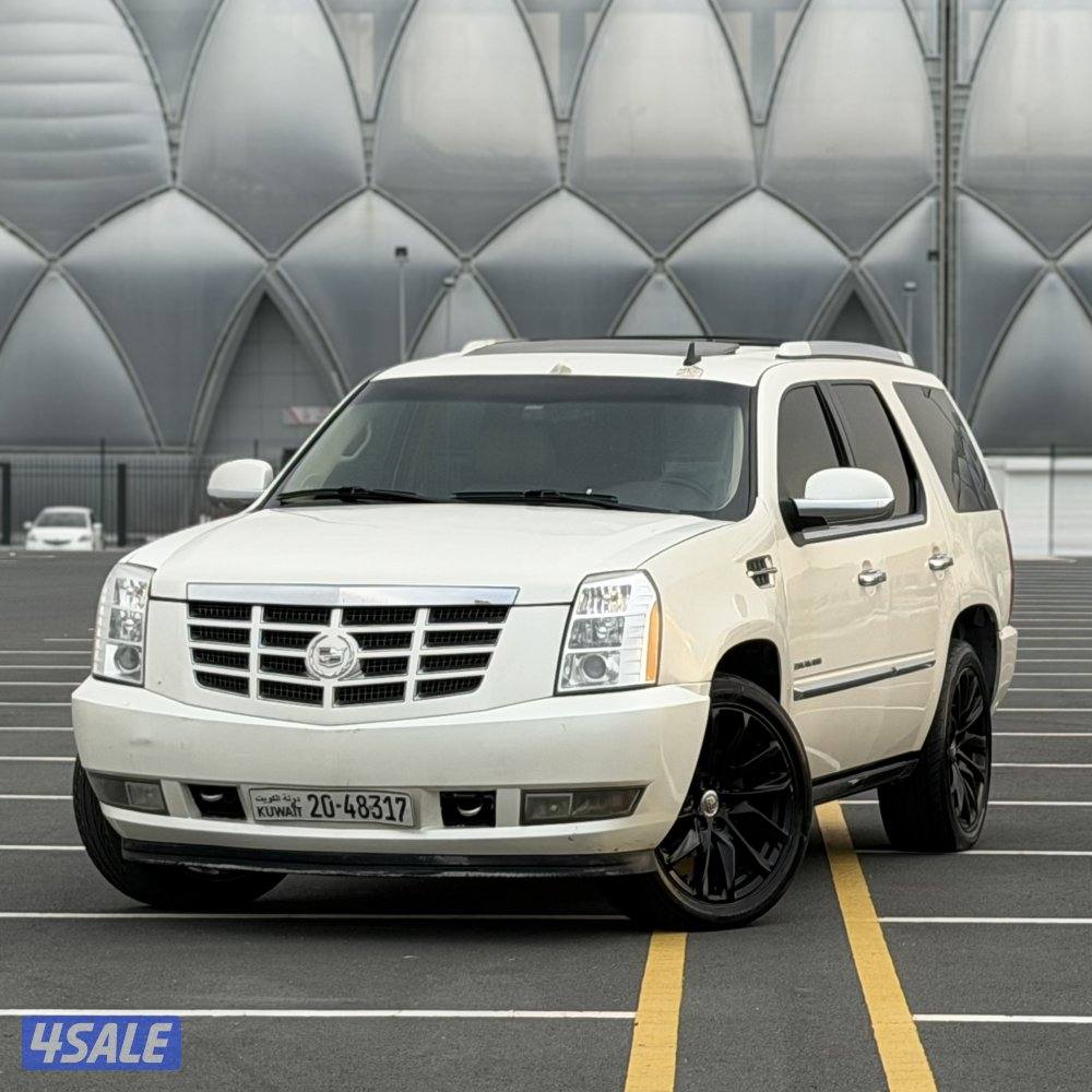 كاديلاك اسكاليد فل اوبشن شرط الفحص بالكامل0