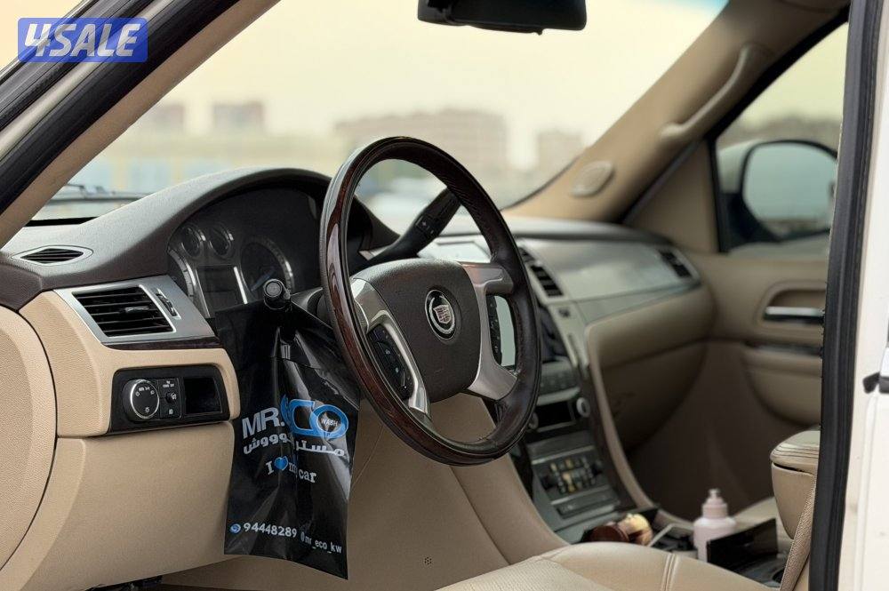 كاديلاك اسكاليد فل اوبشن شرط الفحص بالكامل2