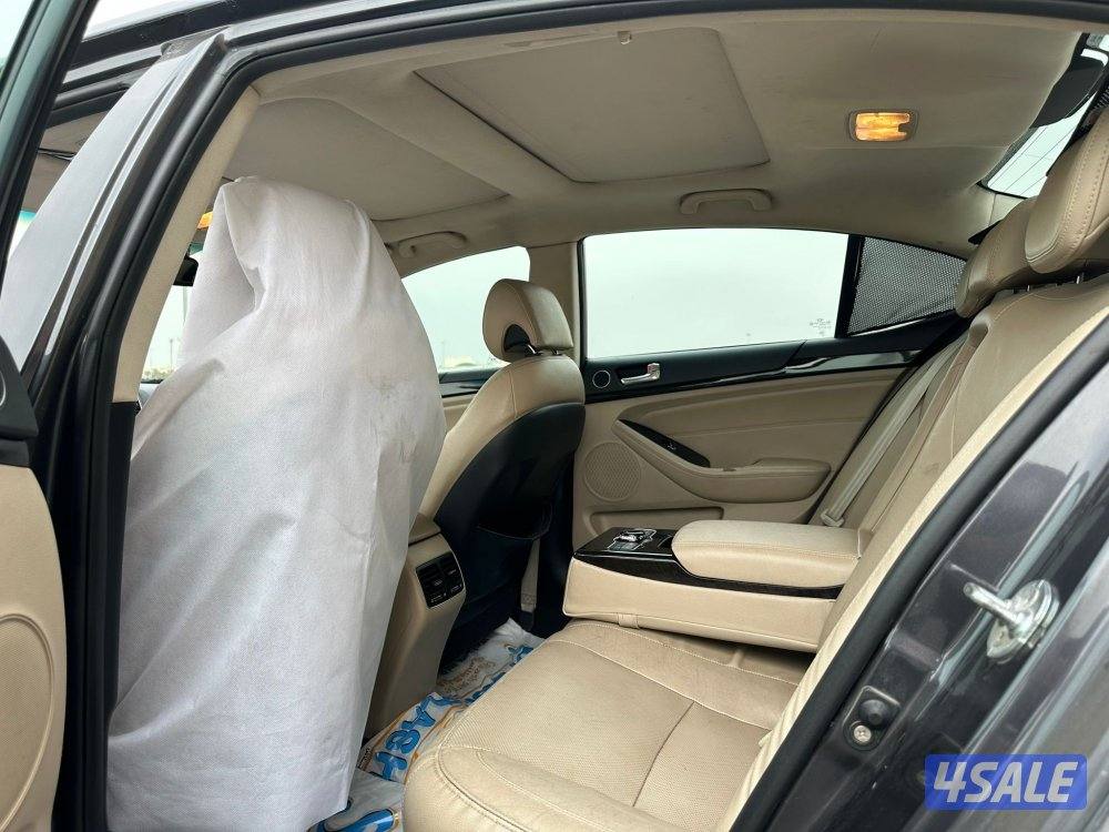 للبيع كيا كادينزا موديل20157