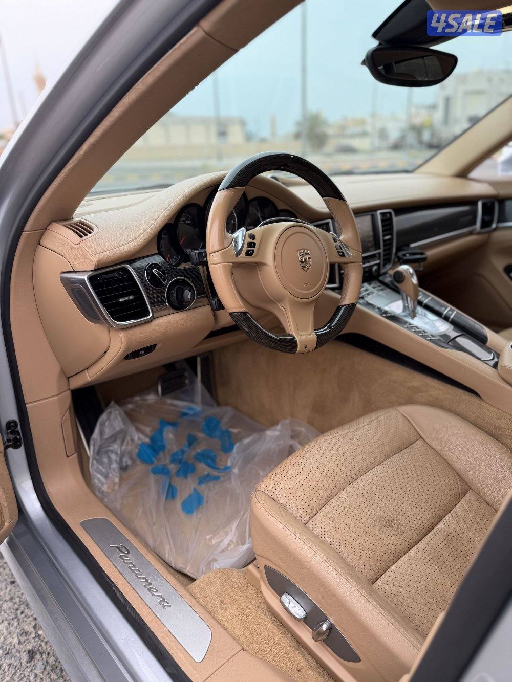 بورش باناميرا 201411