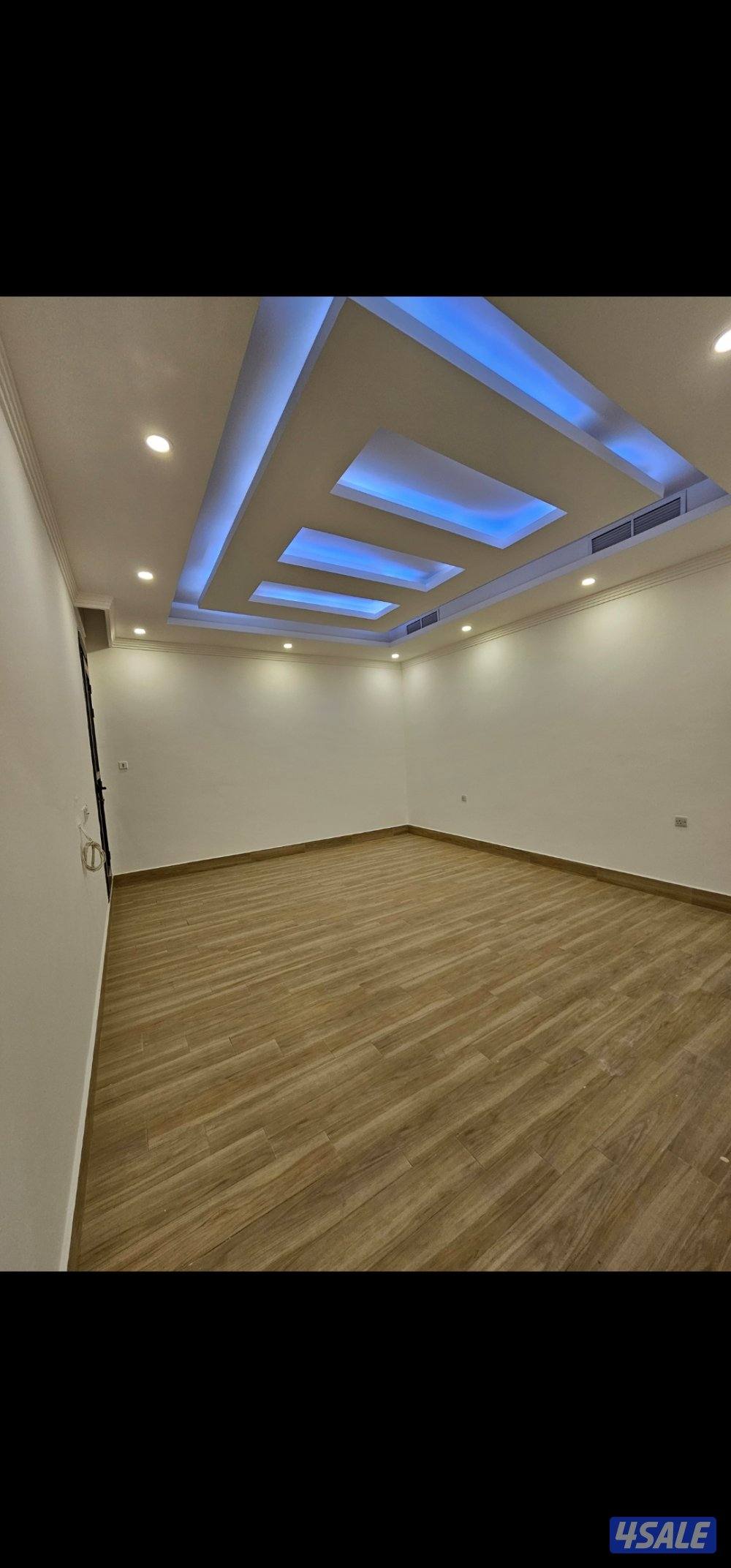 للايجار دور ارضي ابوفطيره مع حوش8