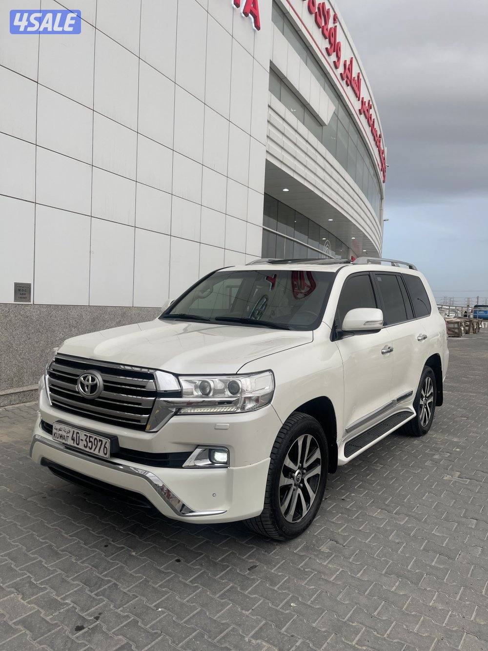 لاند كروز VXR وارد قطر صبغ الوكاله شرط الفحص0