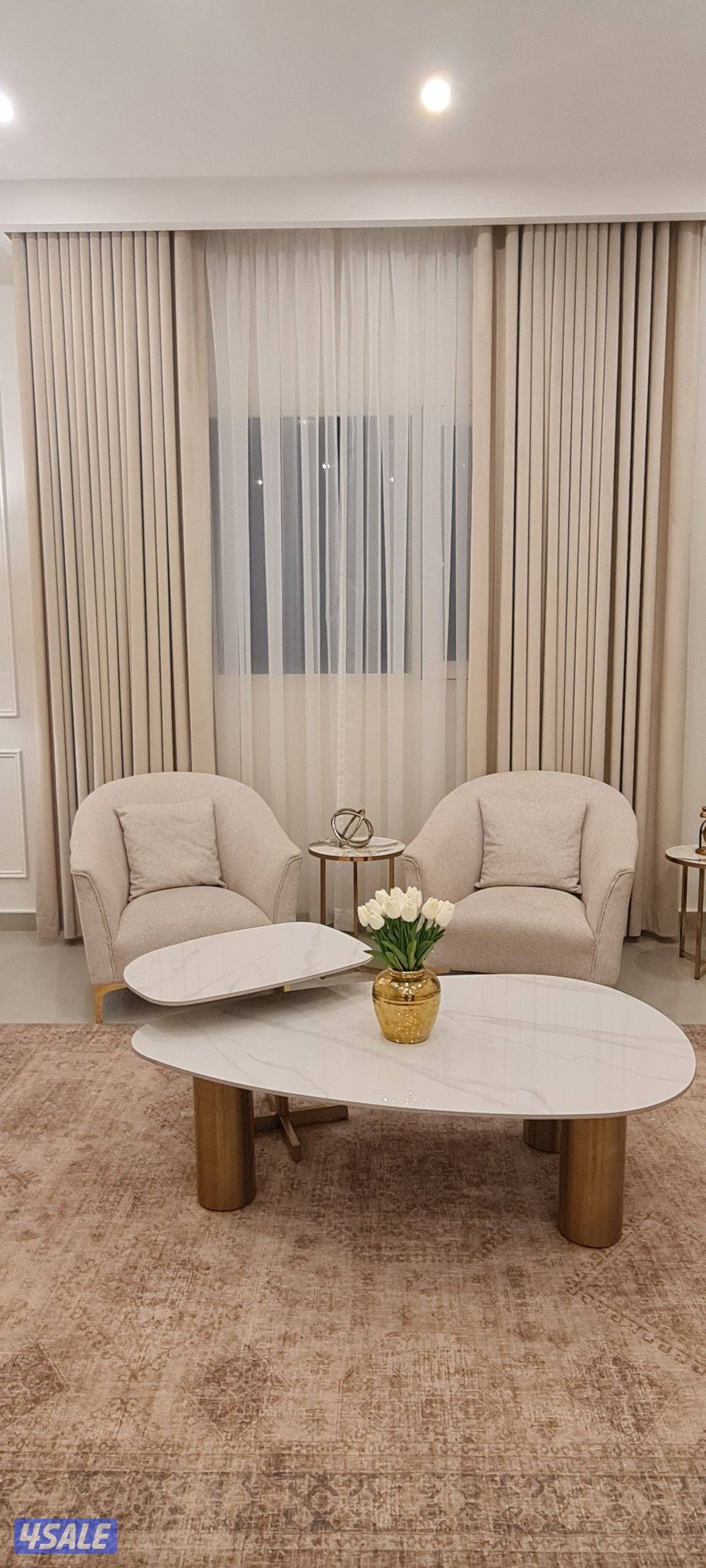 طاولة وسط جديدة1