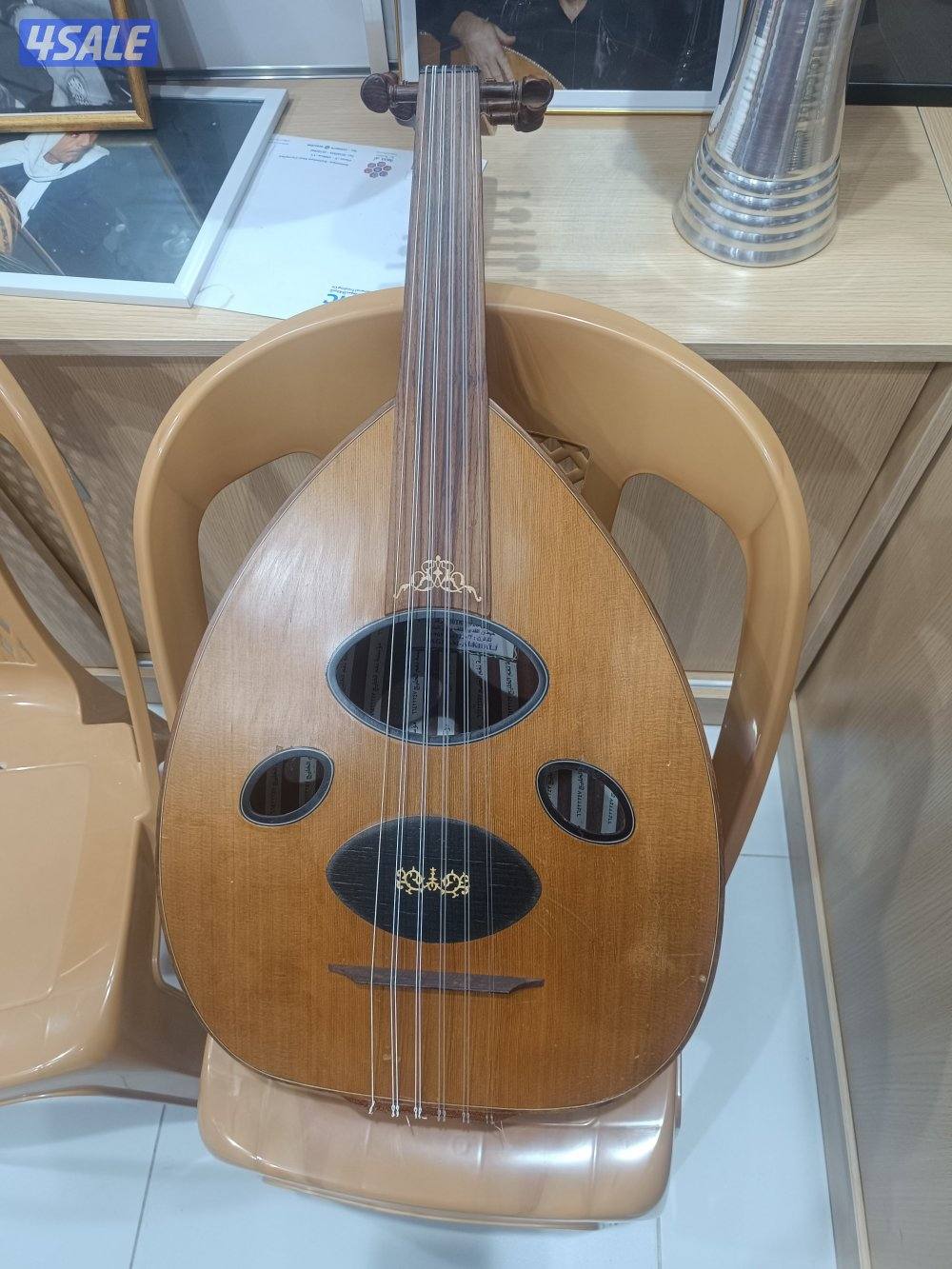 للبيع عود نغم الخليج غزالة متحركة ٢٠١٨0