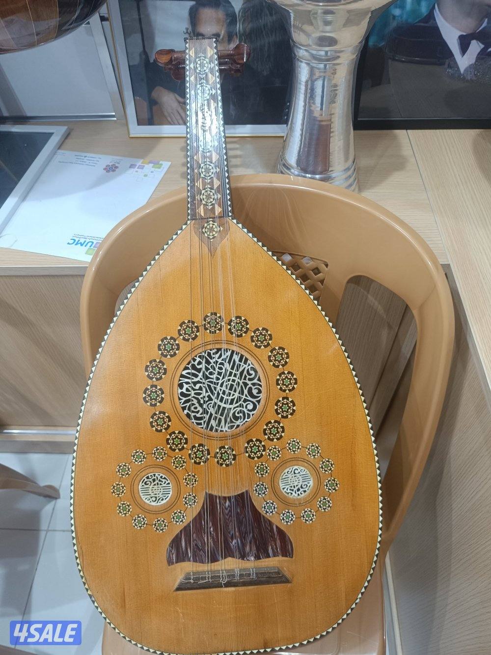 للبيع عود على خليفه ١٩٨٠0