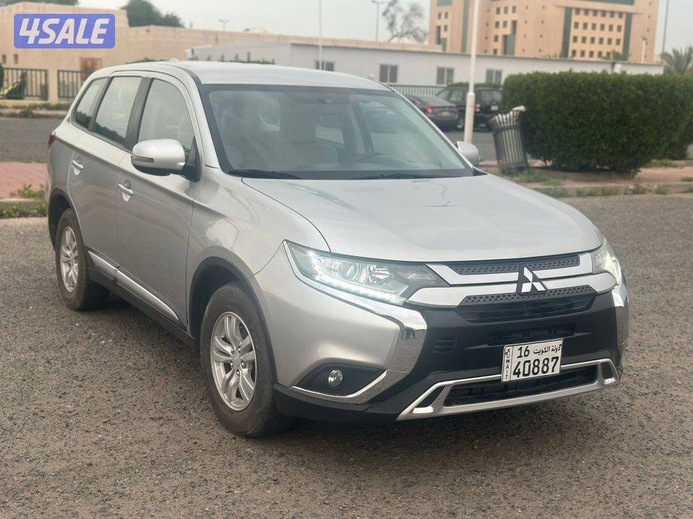 متسوبيشي اوتلاندر 20201