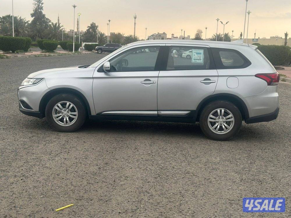 متسوبيشي اوتلاندر 20205