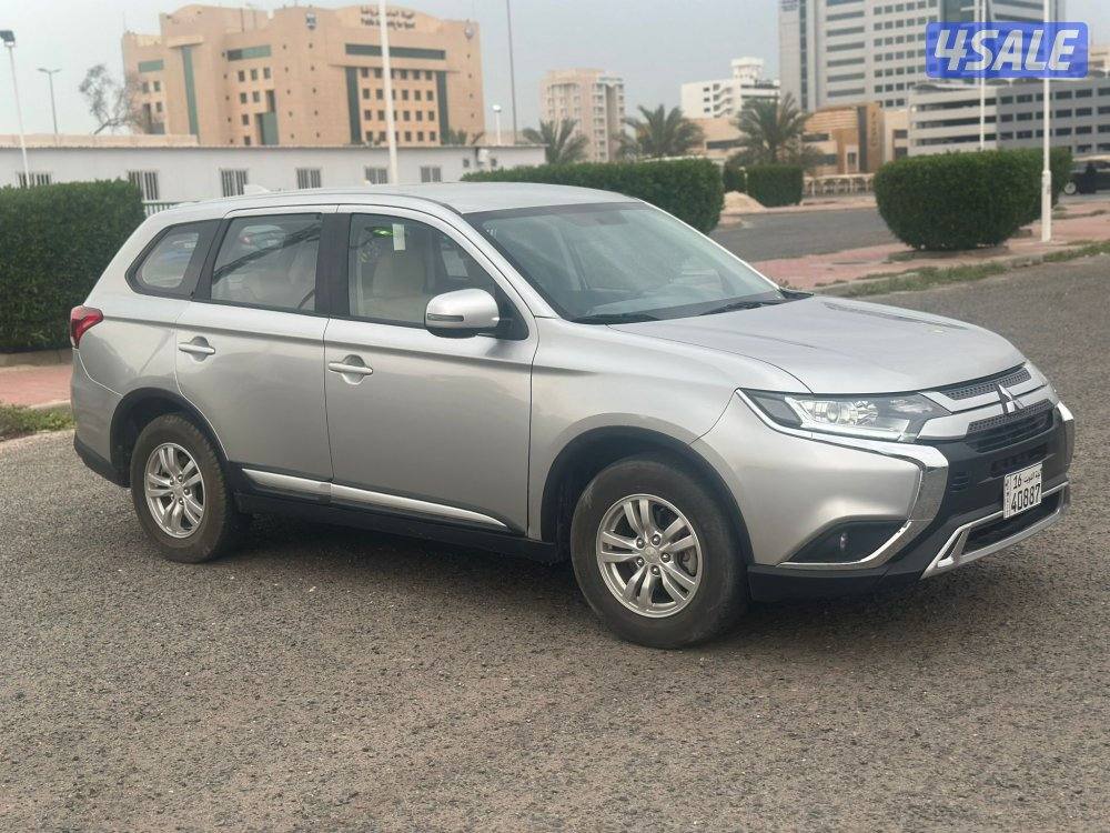 متسوبيشي اوتلاندر 20209