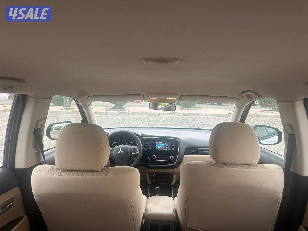 متسوبيشي اوتلاندر 202012