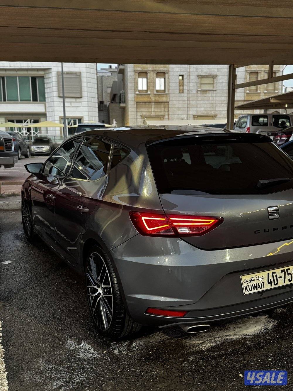 ليون كوبرا 20160