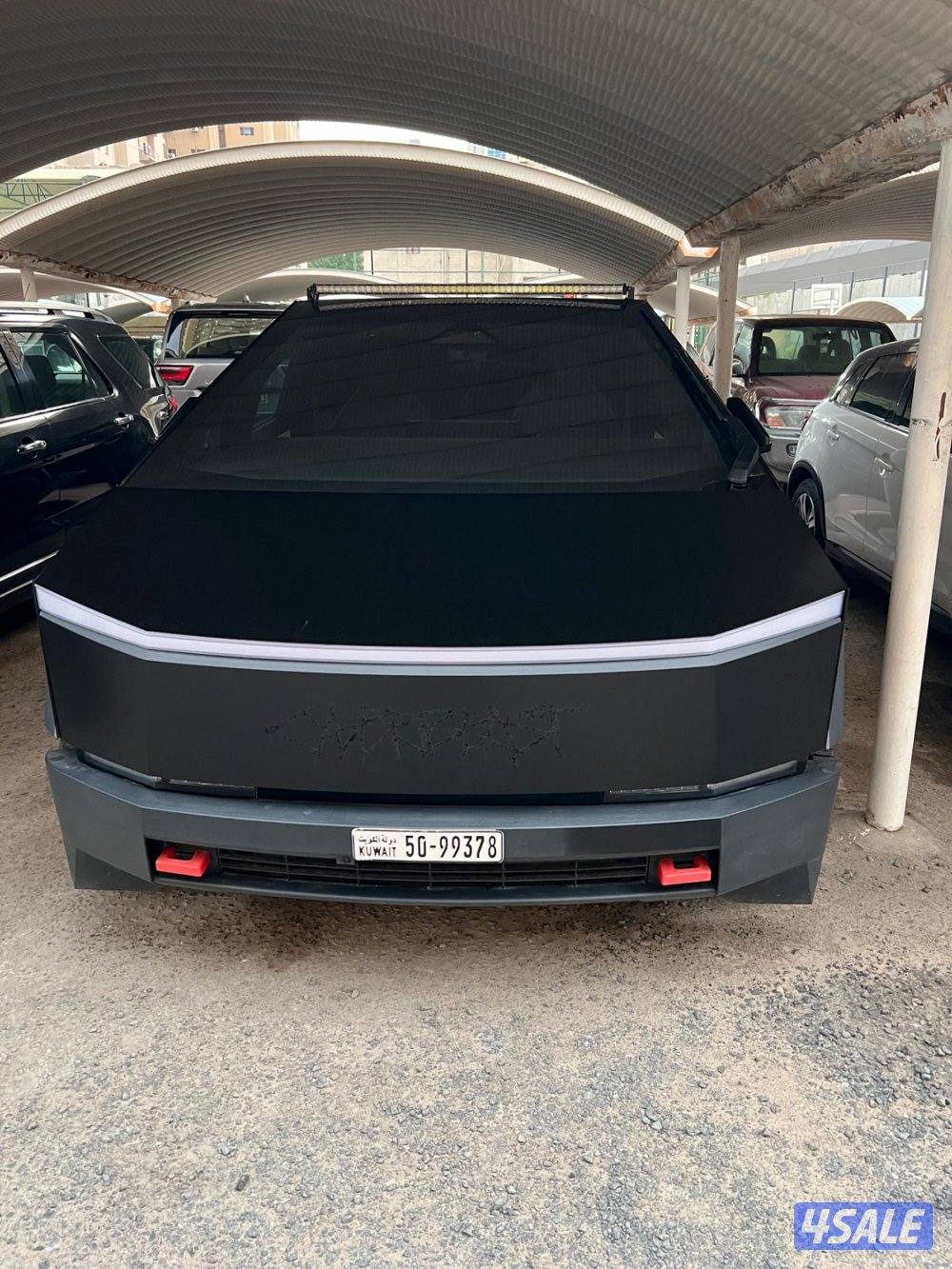 سايبر تراك موديل 2024 عداد15 الف فل ابشن خالية من حوادث شرط الفحص1