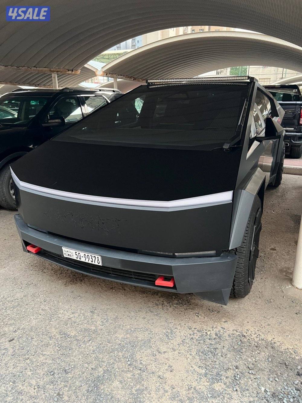 سايبر تراك موديل 2024 عداد15 الف فل ابشن خالية من حوادث شرط الفحص3