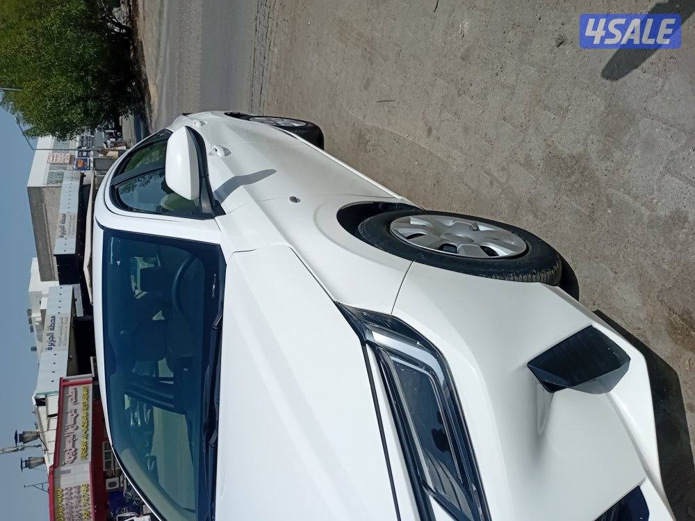 للبيع يارس موديل ٢٠٢٣ صبغ الوكاله ماشيه ١٣٠ الف5