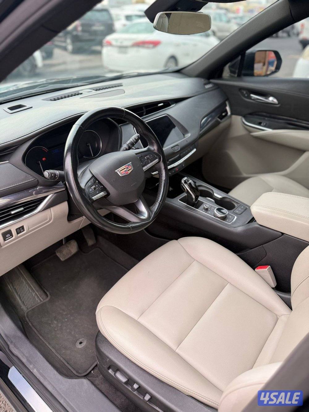 كاديلاك XT4 2020 شرط الفحص5