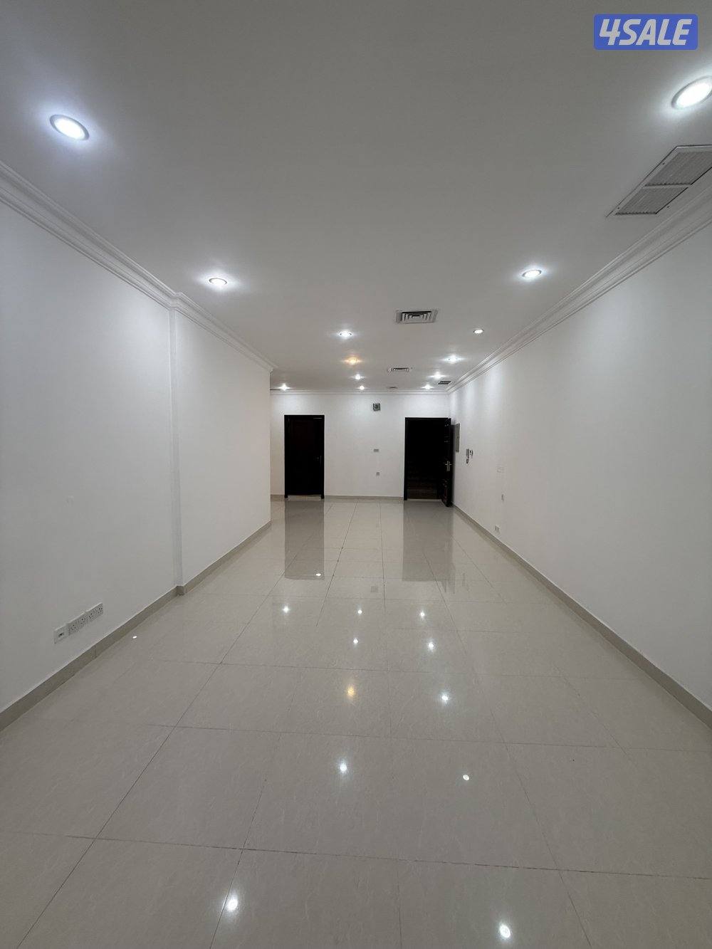 للإيجار شقة كبيرة راهية باشبيلية ق1 مع غرفة غسيل وغرفة كوي ملابس1