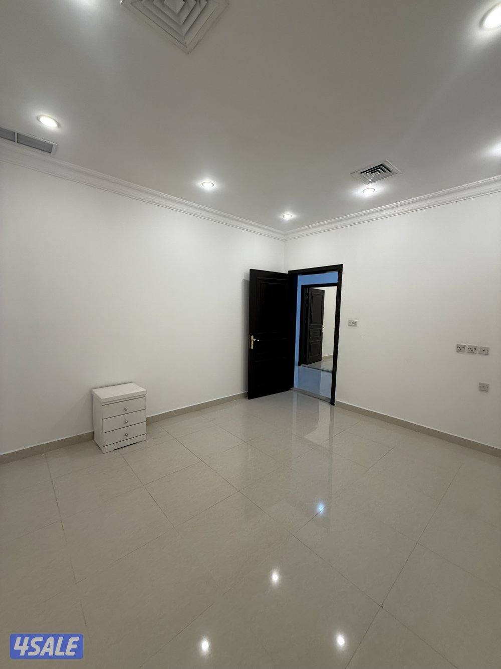 للإيجار شقة كبيرة راهية باشبيلية ق1 مع غرفة غسيل وغرفة كوي ملابس7