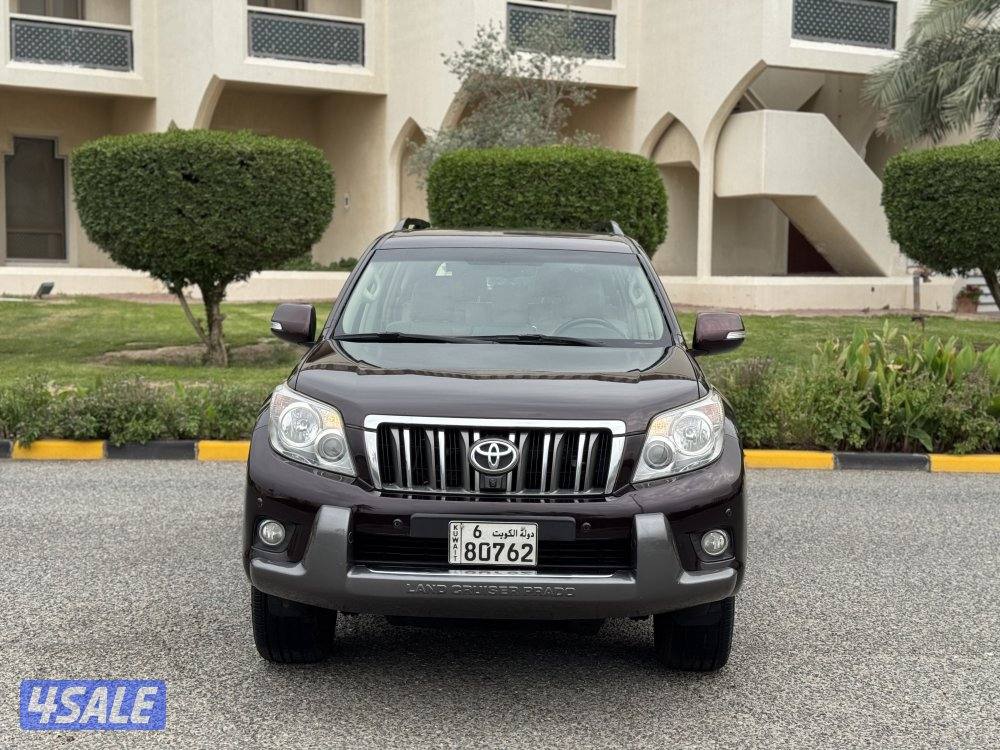 تويوتا برادو VX V6 موديل 2010 بحاله ممتازه جدا2