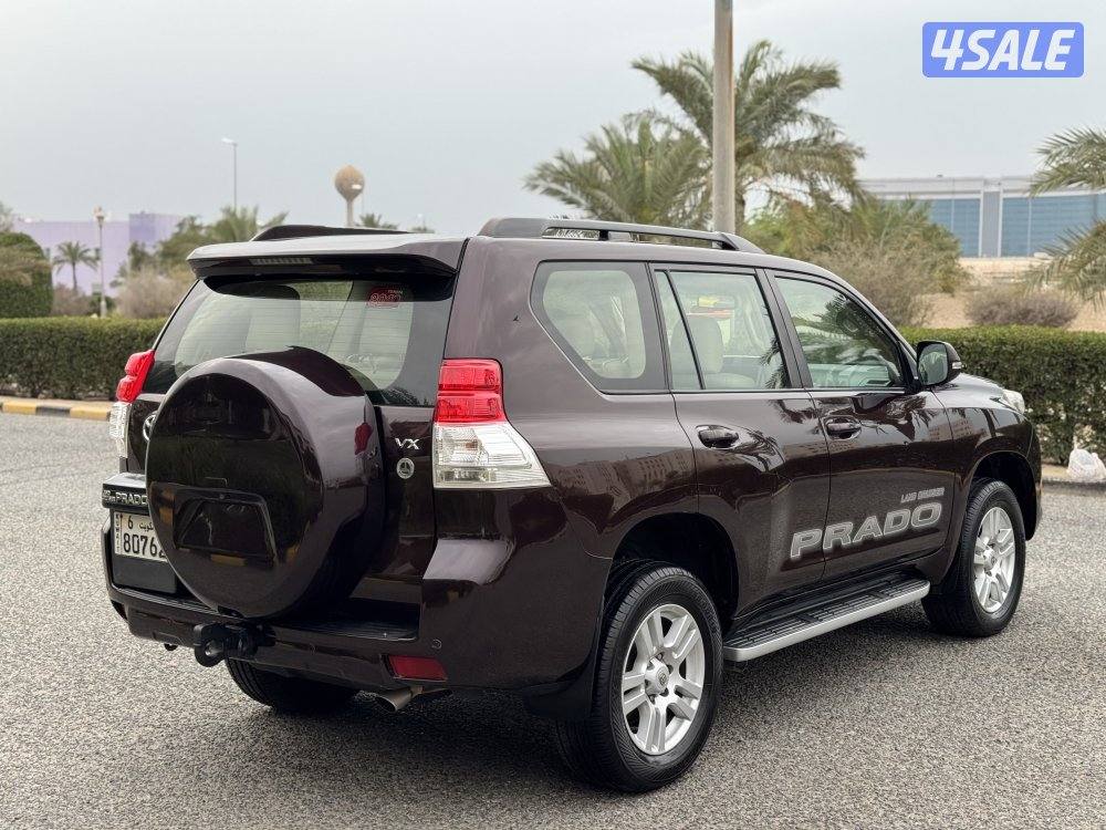 تويوتا برادو VX V6 موديل 2010 بحاله ممتازه جدا3