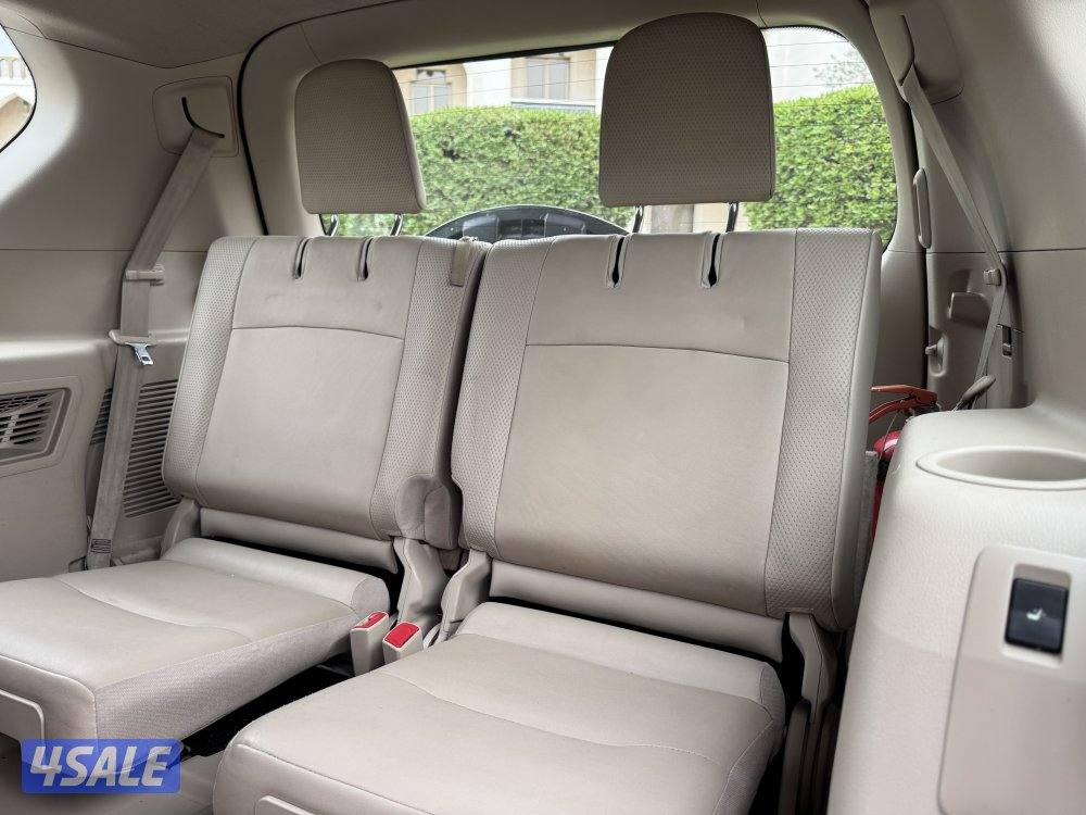 تويوتا برادو VX V6 موديل 2010 بحاله ممتازه جدا5