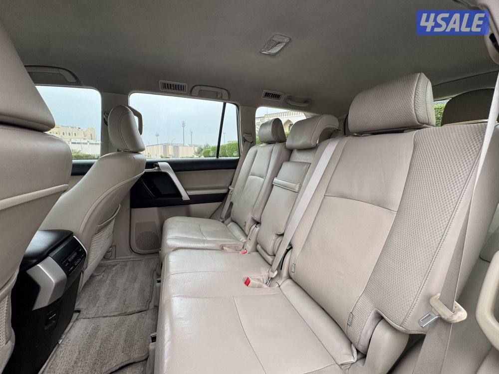 تويوتا برادو VX V6 موديل 2010 بحاله ممتازه جدا6