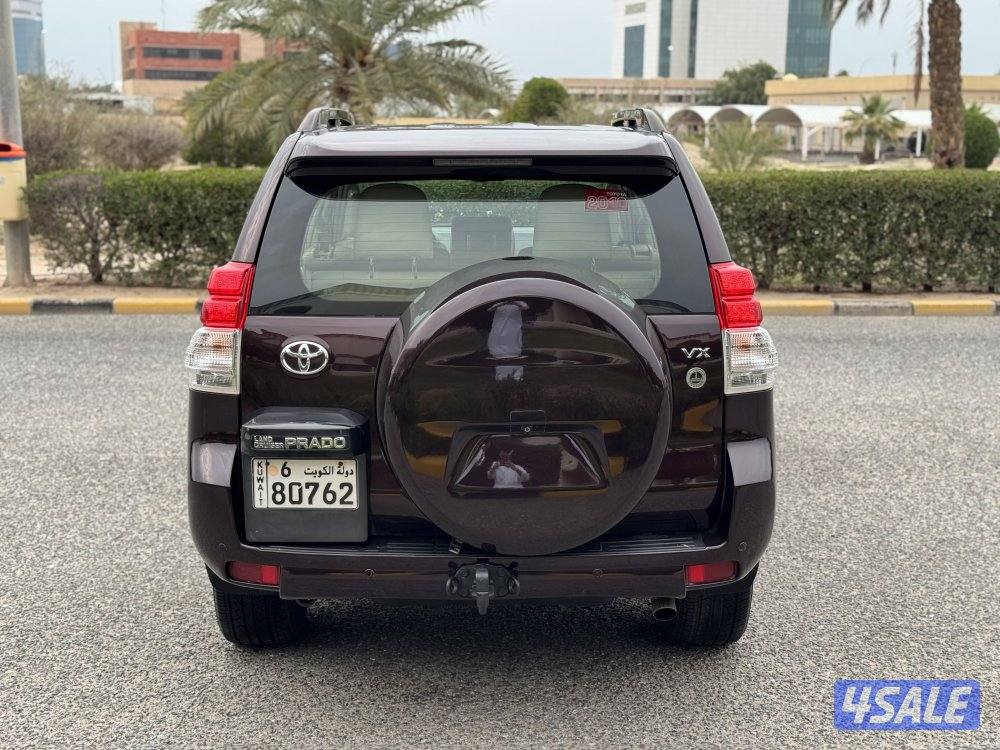 تويوتا برادو VX V6 موديل 2010 بحاله ممتازه جدا7