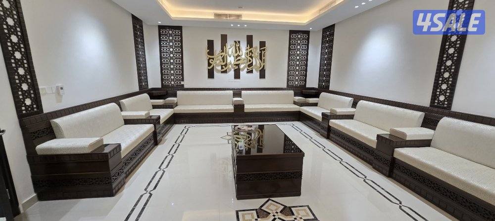 تنجيد وتفصيل كنب ديوانيات مساند وكل الستاير وسجاد12