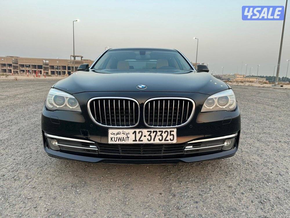 ماشي ١٠٣ الف بي ام 730Li موديل ٢٠١٤ بحالة الوكالة في قمة النظافة0