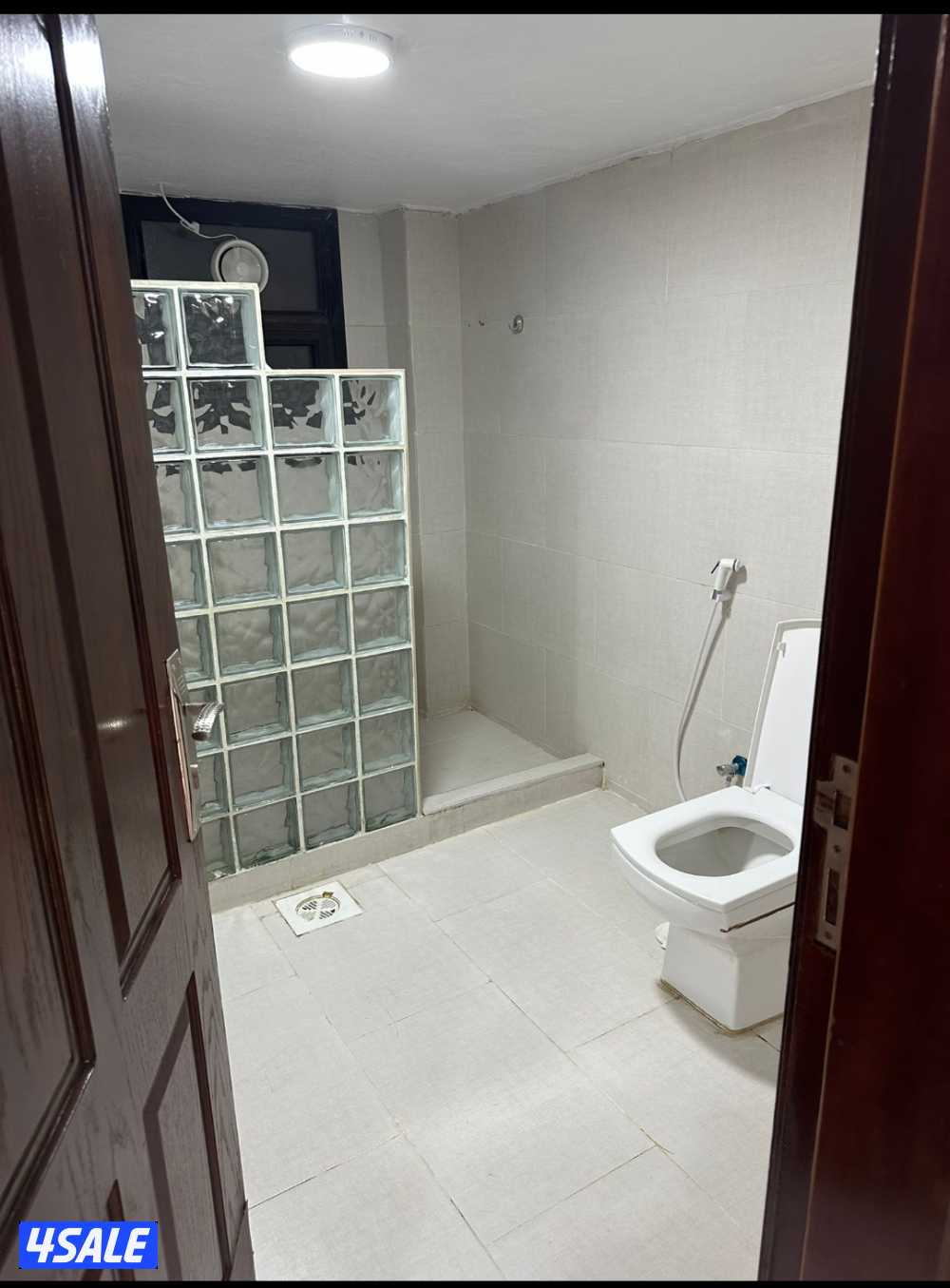 للإيجار دور أرضي بسلوى5