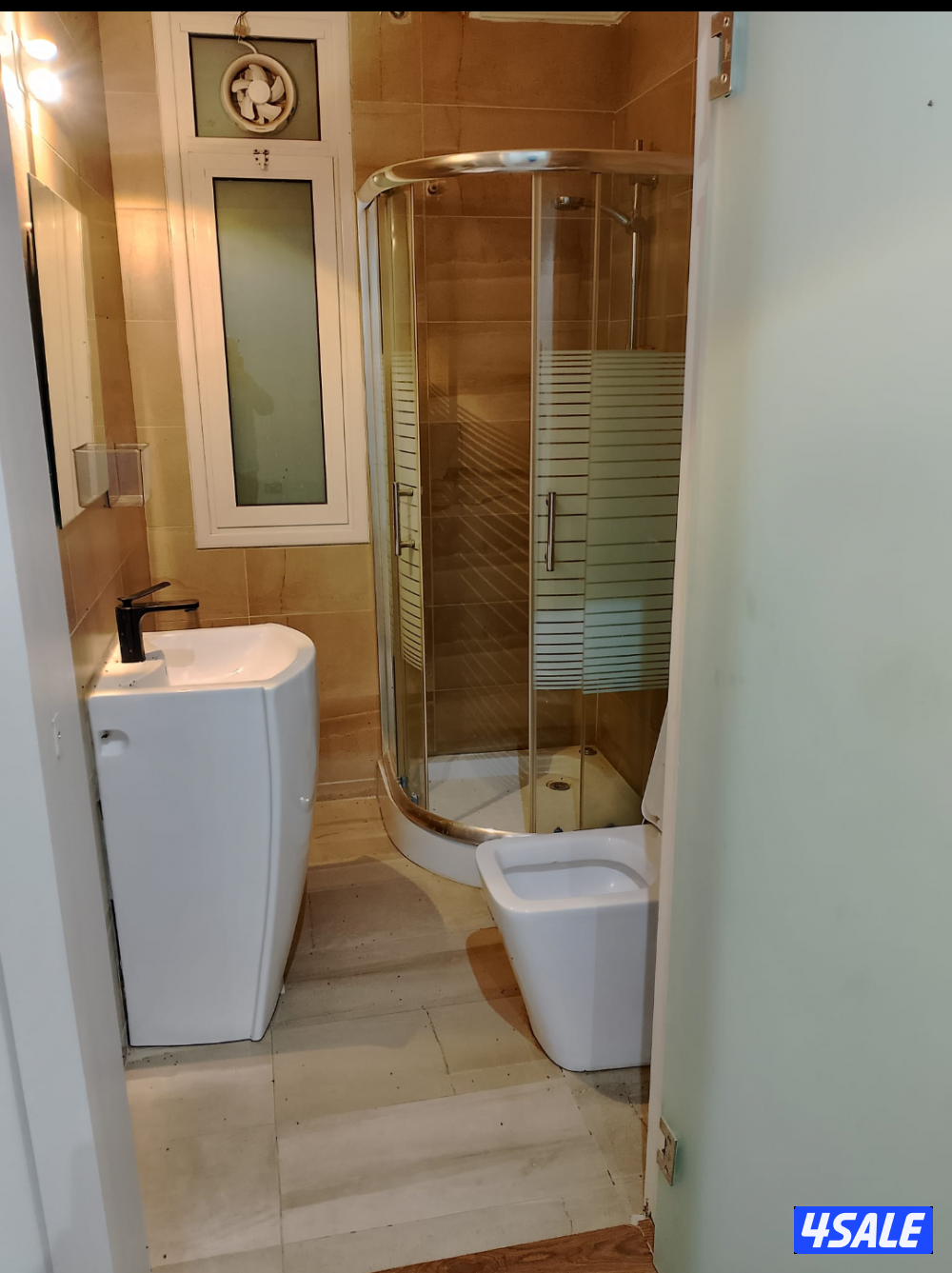 للإيجار صالون نسائي في الشعب البحري4