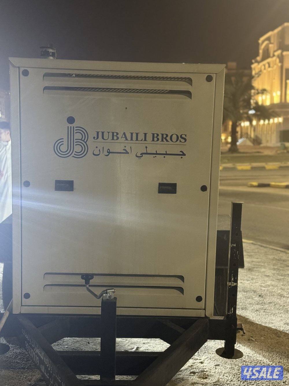 للبيع موطور كهرباء ديزل النوع بيركنز ٦٠ الف من وكيل الجبيلي مديل ٢٠٢٢5