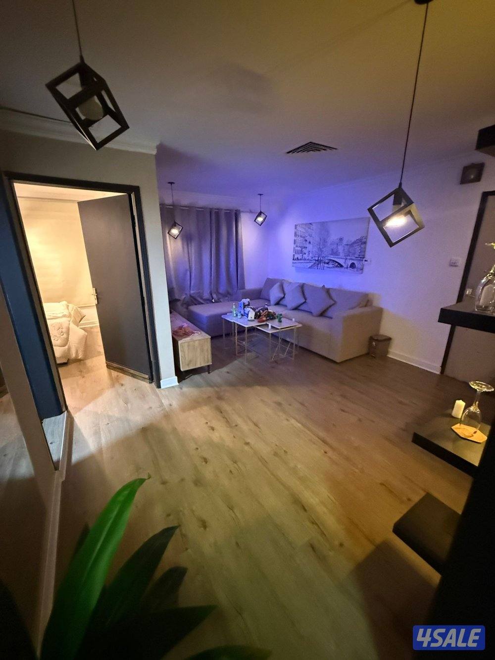 شقق الايجار خلو وفاضي غرفة وصالة ومطبخ وحمام تشطيب سوبر لوكس0