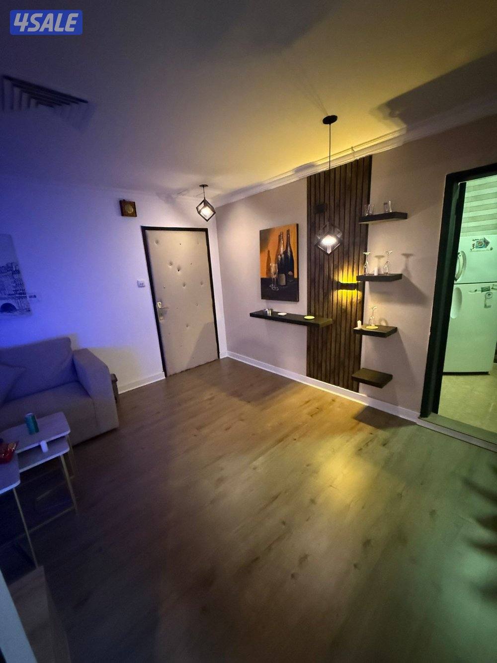 يوجد لدينا شقق الايجار خلو وفاضي الاستلام فواري4