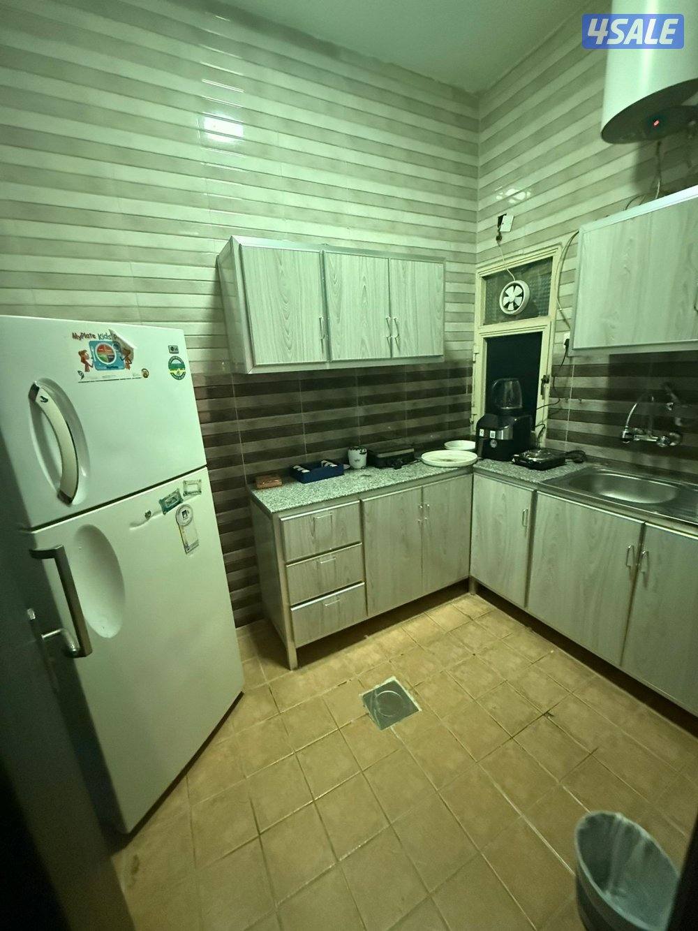 يوجد لدينا شقق الايجار خلو وفاضي الاستلام فواري7