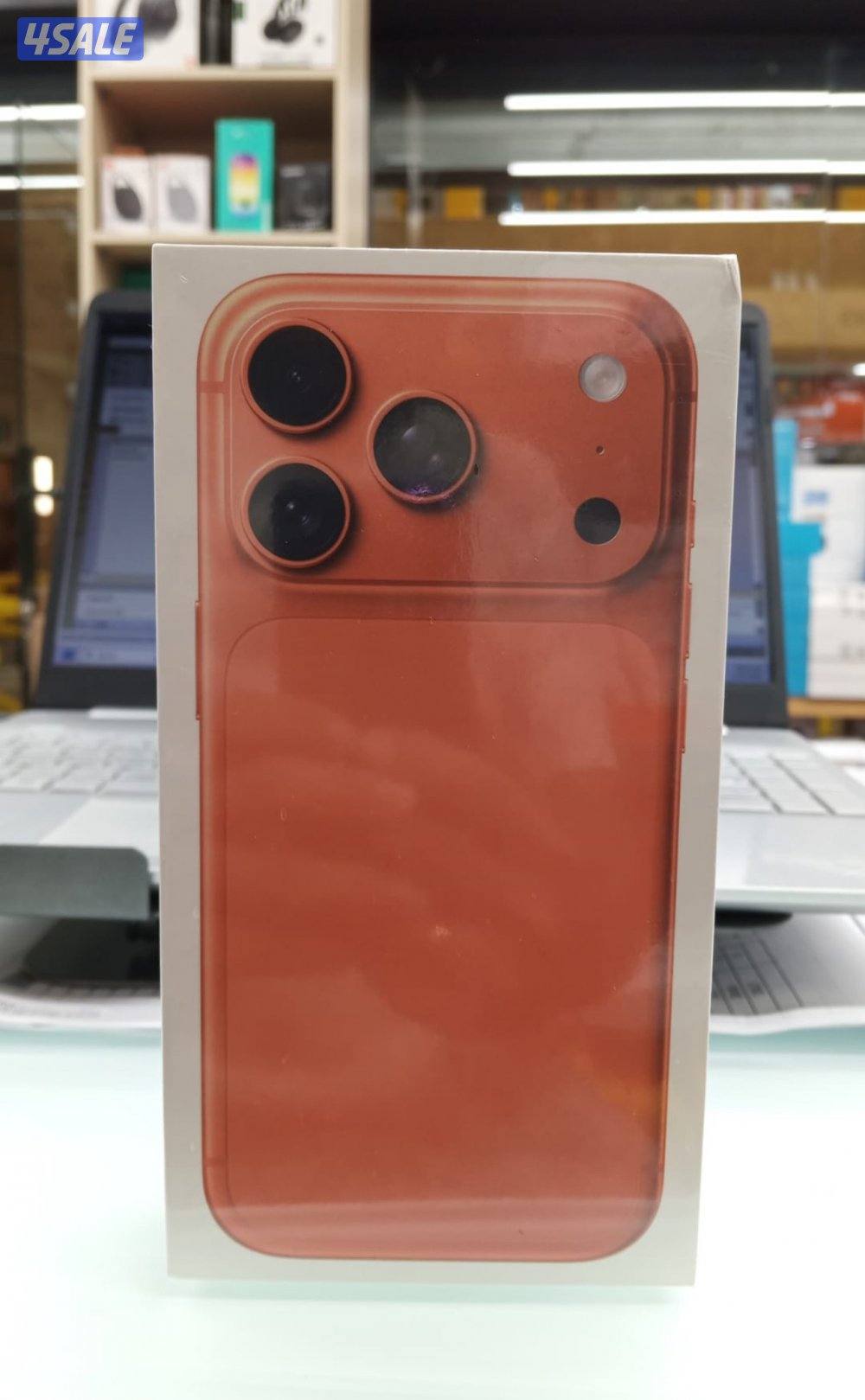 ايفون 17 برو ماكس كوبي نظام اندرويد0