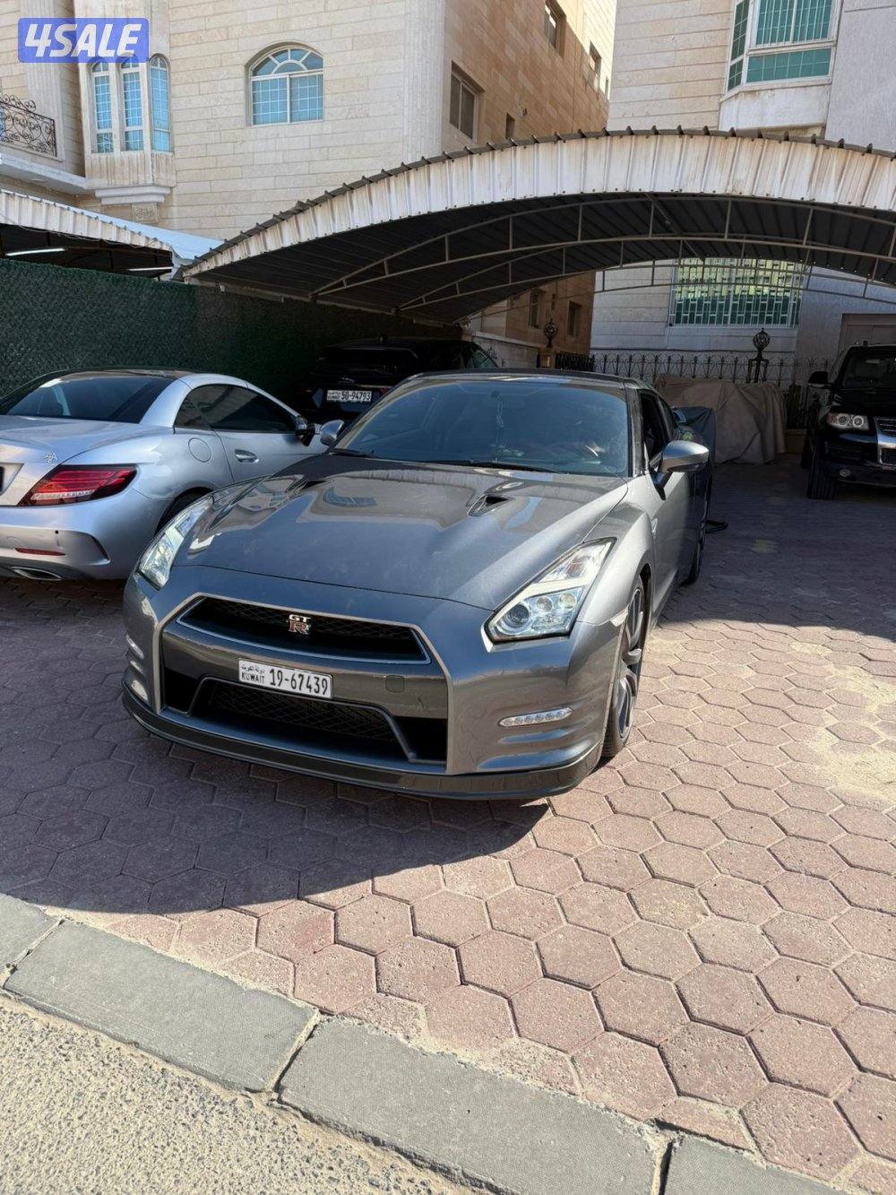 للبيع Gtr1