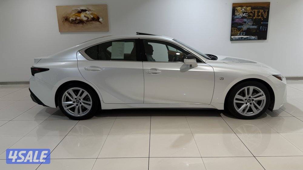 موديل 2024 وارد الساير تحت الكفاله1