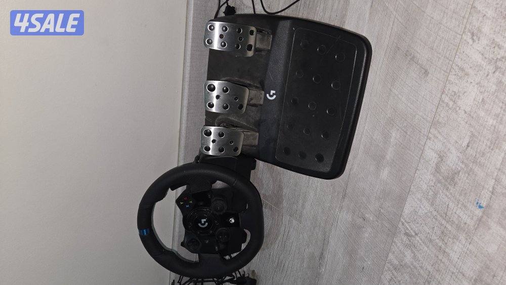 Steering wheel logitech g923 true force "xbox" and "pc"1