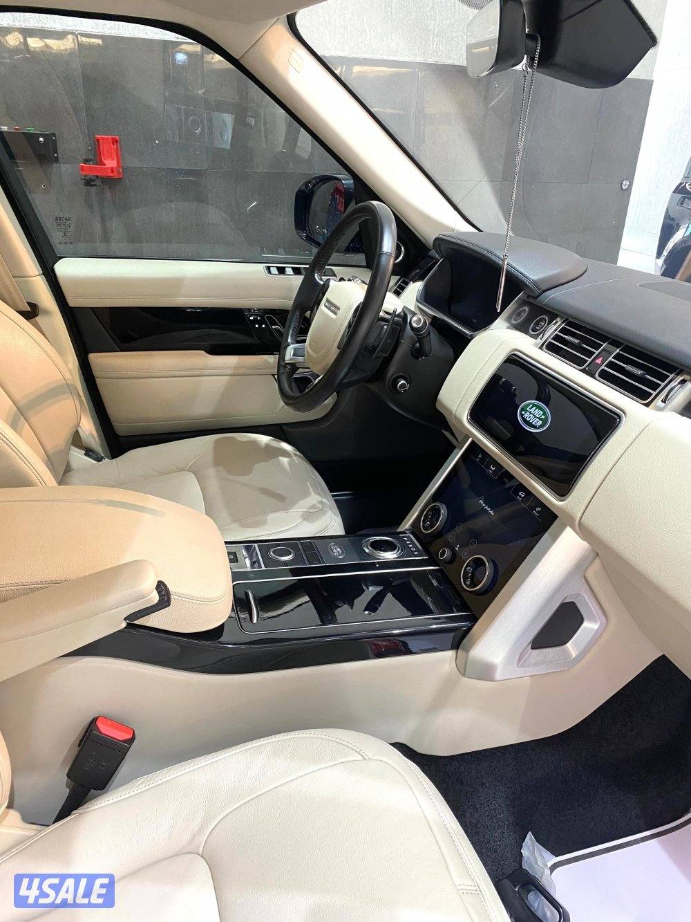 رنج روڤر ڤوج Hse5