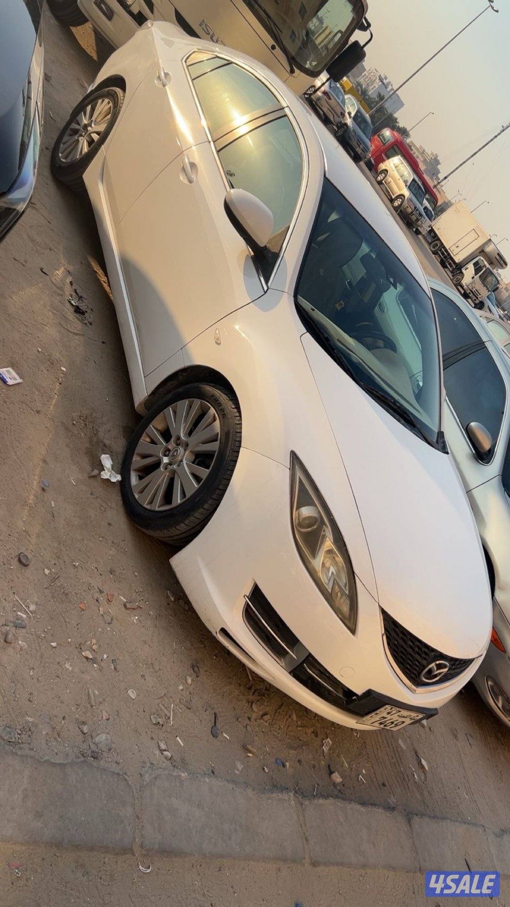 ‏سايق باحث عن عمل ولدي سياره وليسن كويتي وجاهز للعمل0