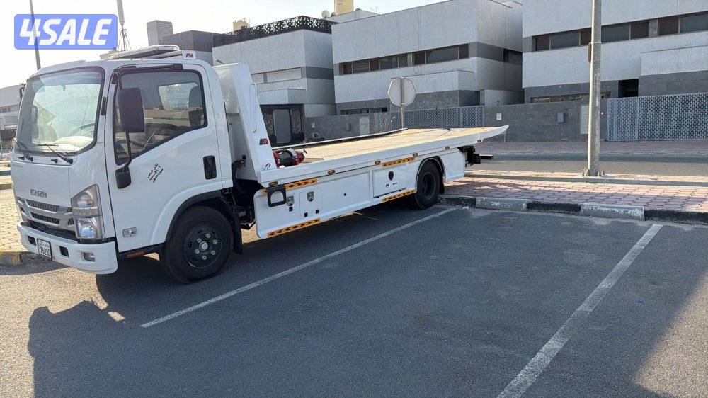 سطحة isuzu موديل ٢٠٢٤ ماشي الفين كيلو شرط الفحص بالكامل تحت الكفاله1