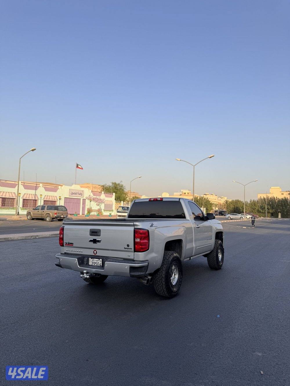 للبيع سلفرادو20173