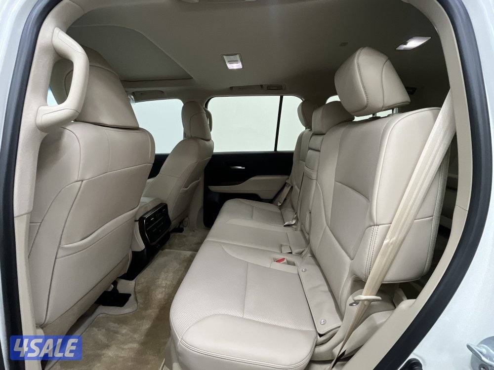 TOYOTA LAND CRUISER 24L3-GXR4AL-S-LA_LC300 6CYL -Spoiler PKG3