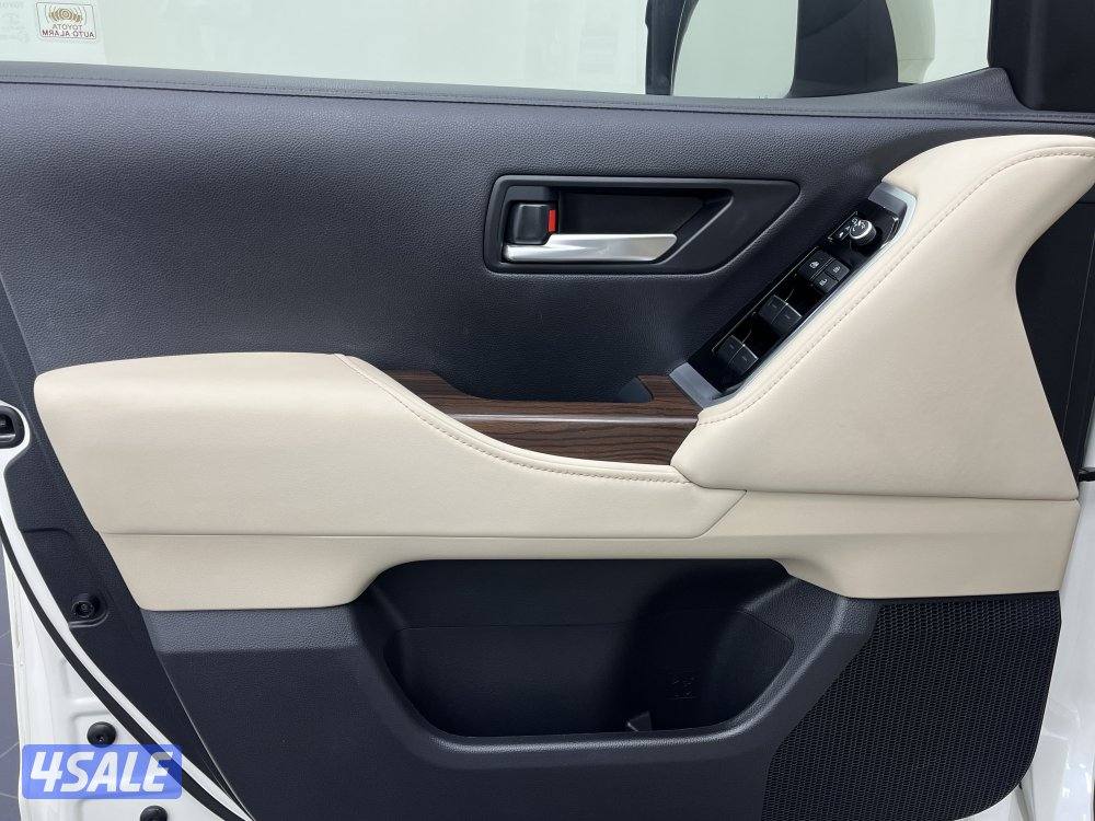 TOYOTA LAND CRUISER 24L3-GXR4AL-S-LA_LC300 6CYL -Spoiler PKG10