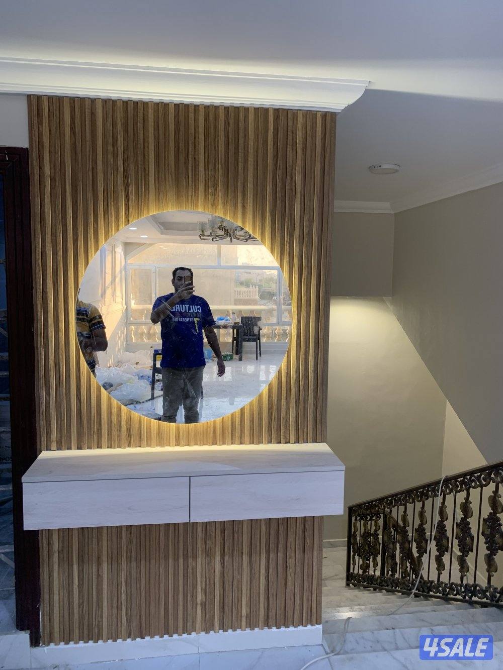 اصباغ وديكورات وورق حايط واخشاب وباركيه0