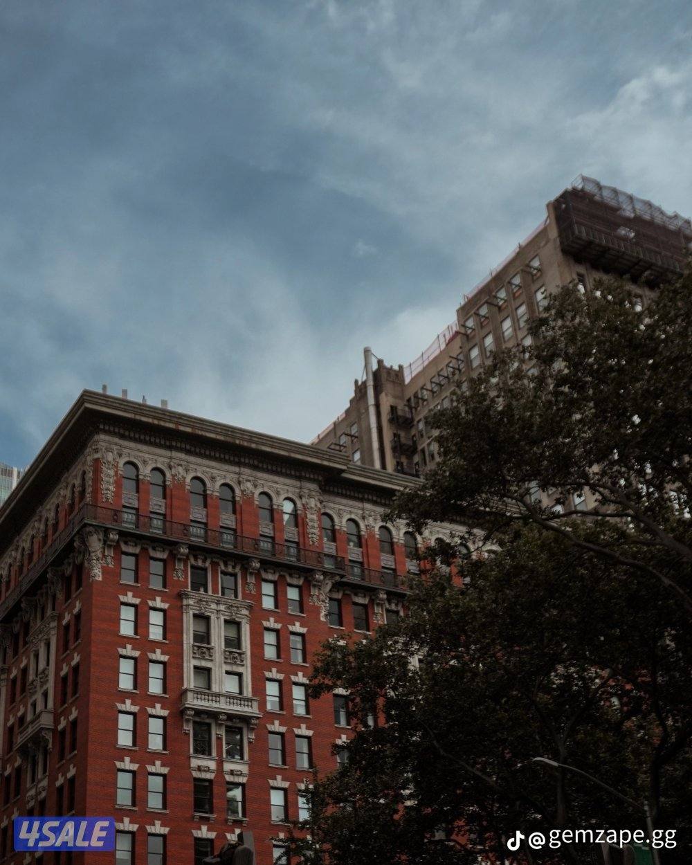 sony ZV-E10 4k barely used10