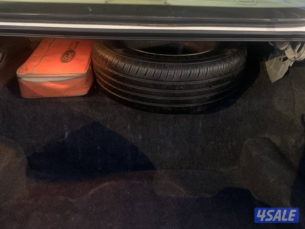 للبيع فورد ماركيز12