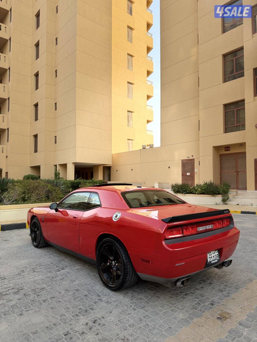 شالنجر SRT8 اصلي جير عادي صبغ الوكاله بحاله نادره جدا4