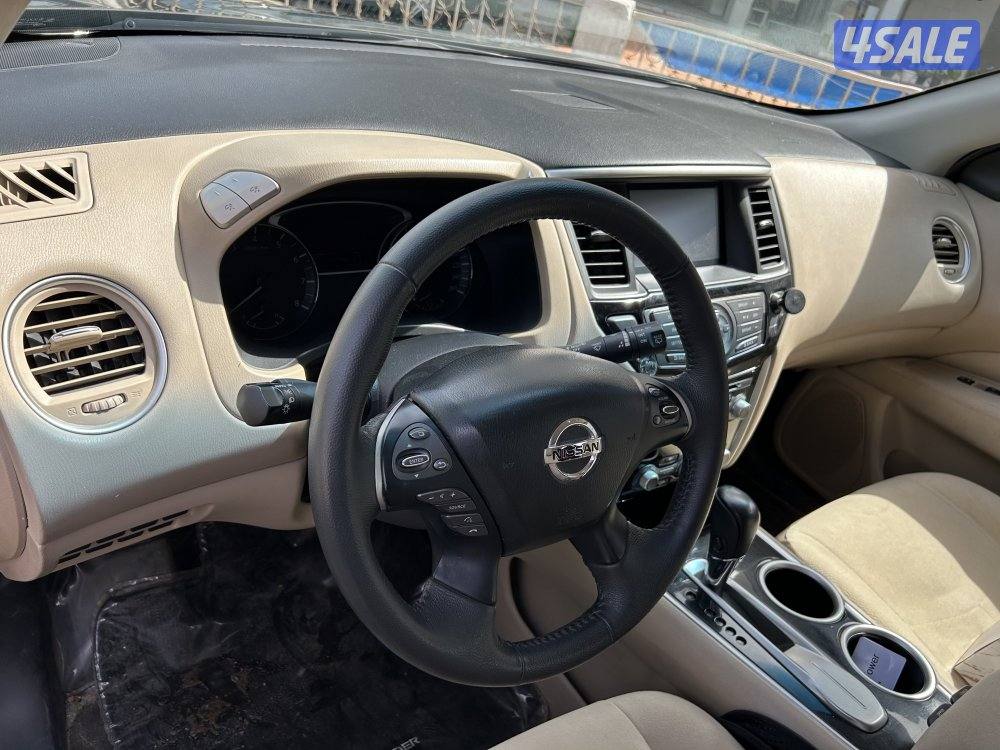Nissan Pathfinder 2016 Low Milage5