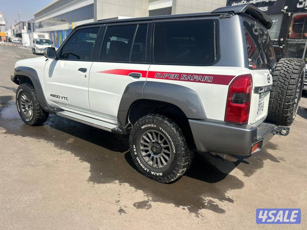 نيسان باترول سوبر سفارى موديل 2019 ماشى 86.000 k.m  وارد الخليج2